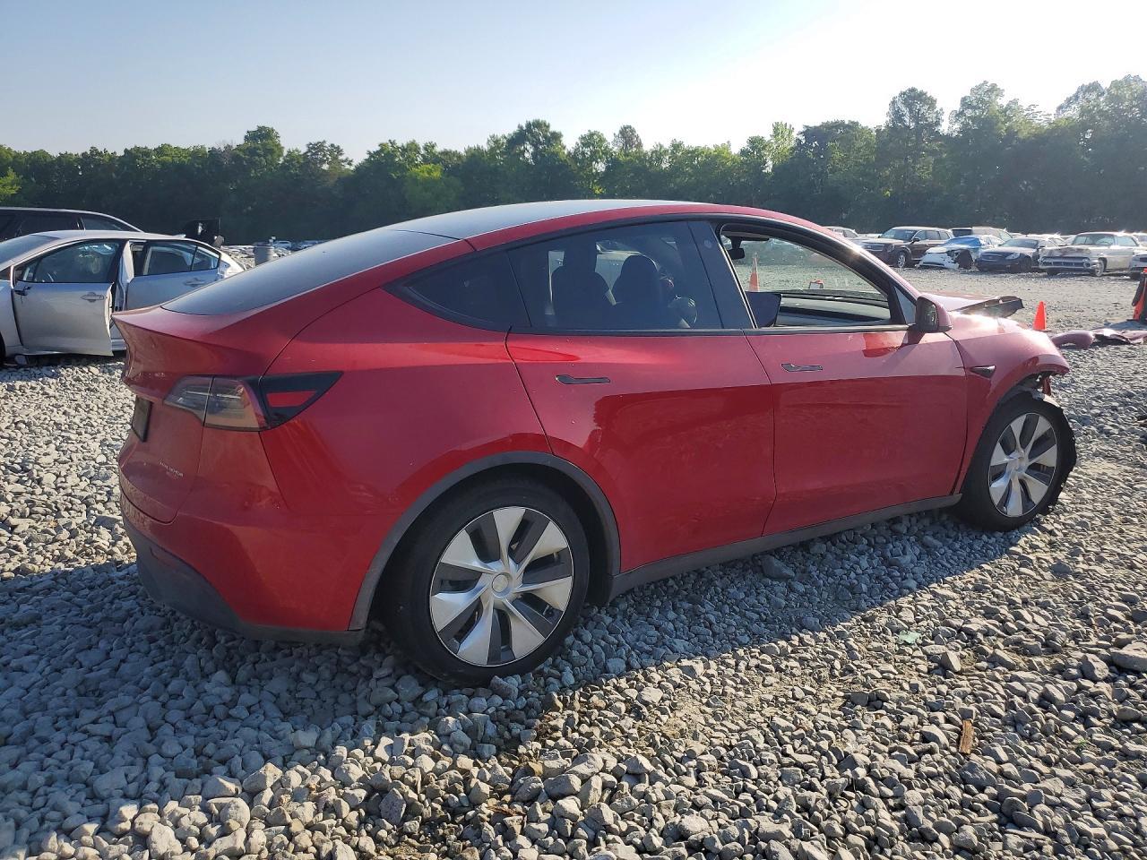 2023 Tesla Model Y - Image 3