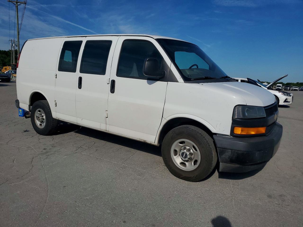 2014 GMC Savana G2500 - Image 4