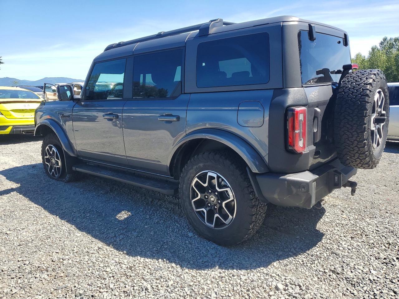 2023 Ford Bronco Base - Фото 2