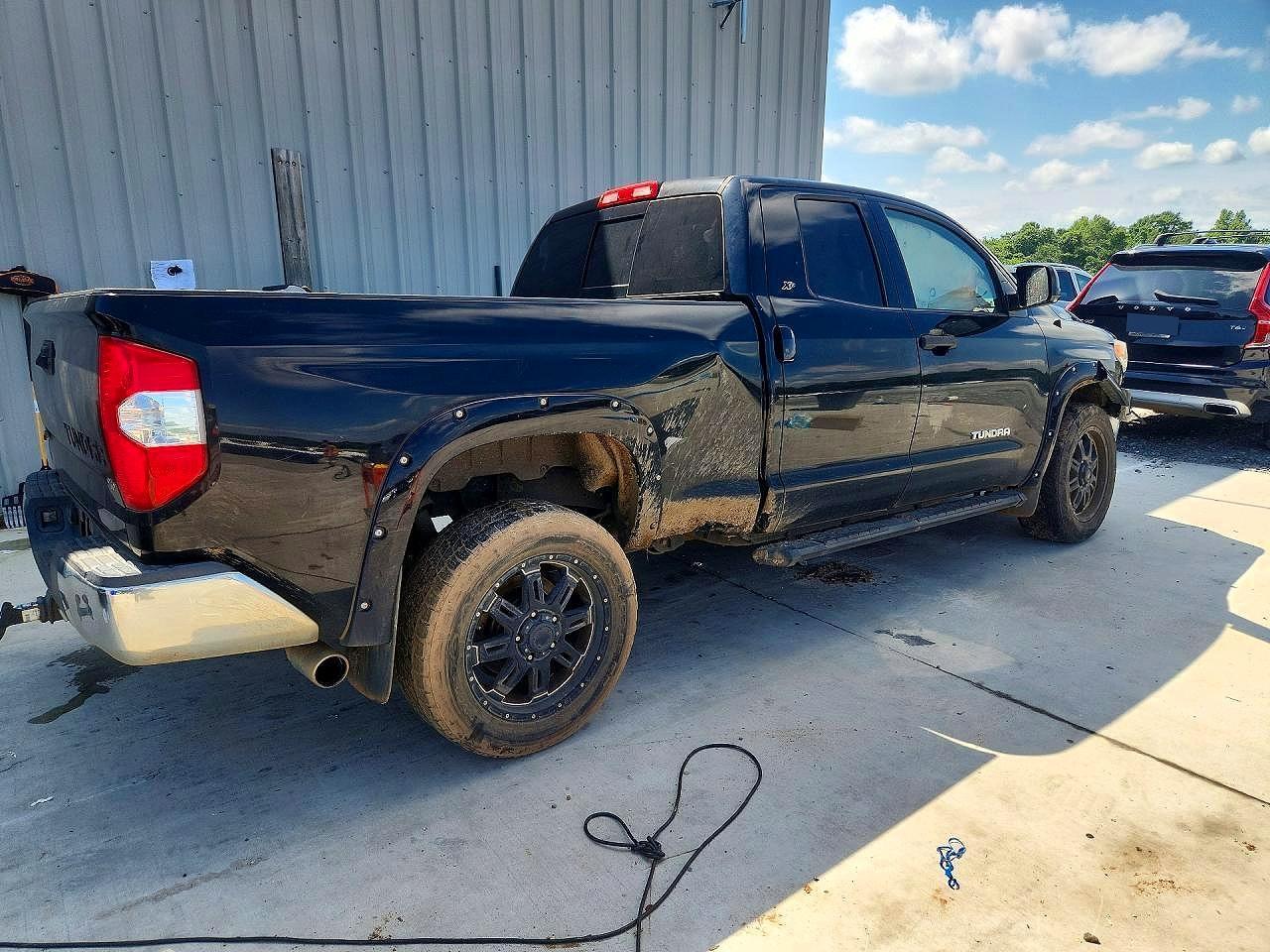 2017 Toyota Tundra Sr5 - Фото 3