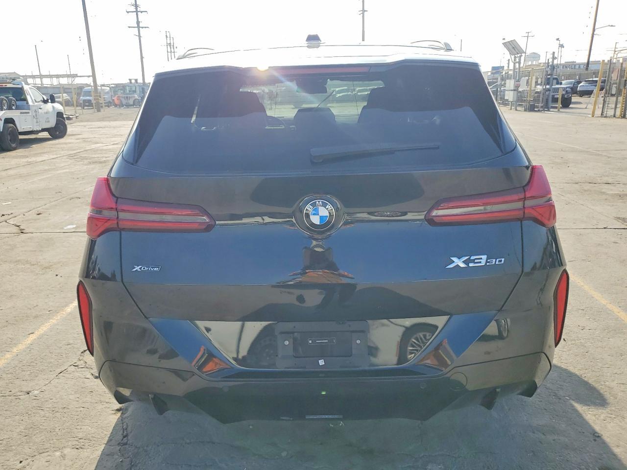 2025 BMW X3 30 xDrive - Фото 6