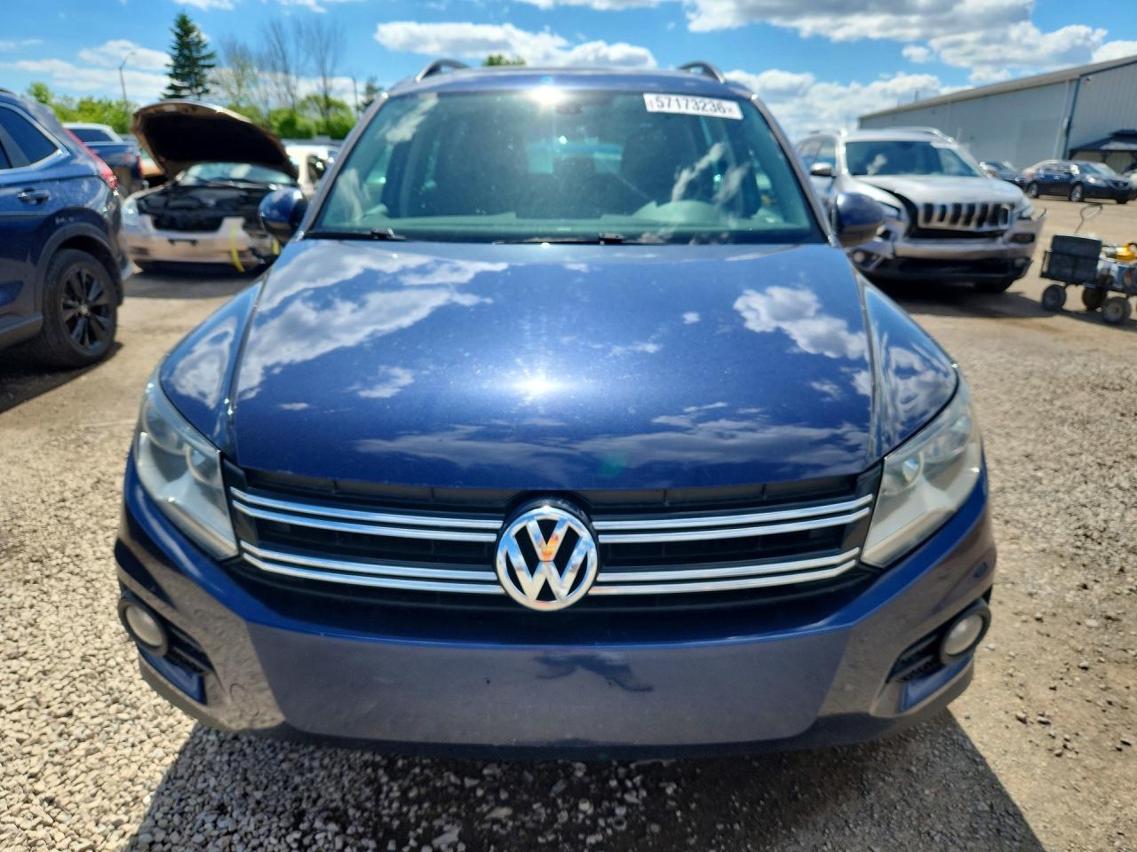2015 Volkswagen Tiguan S - Фото 5