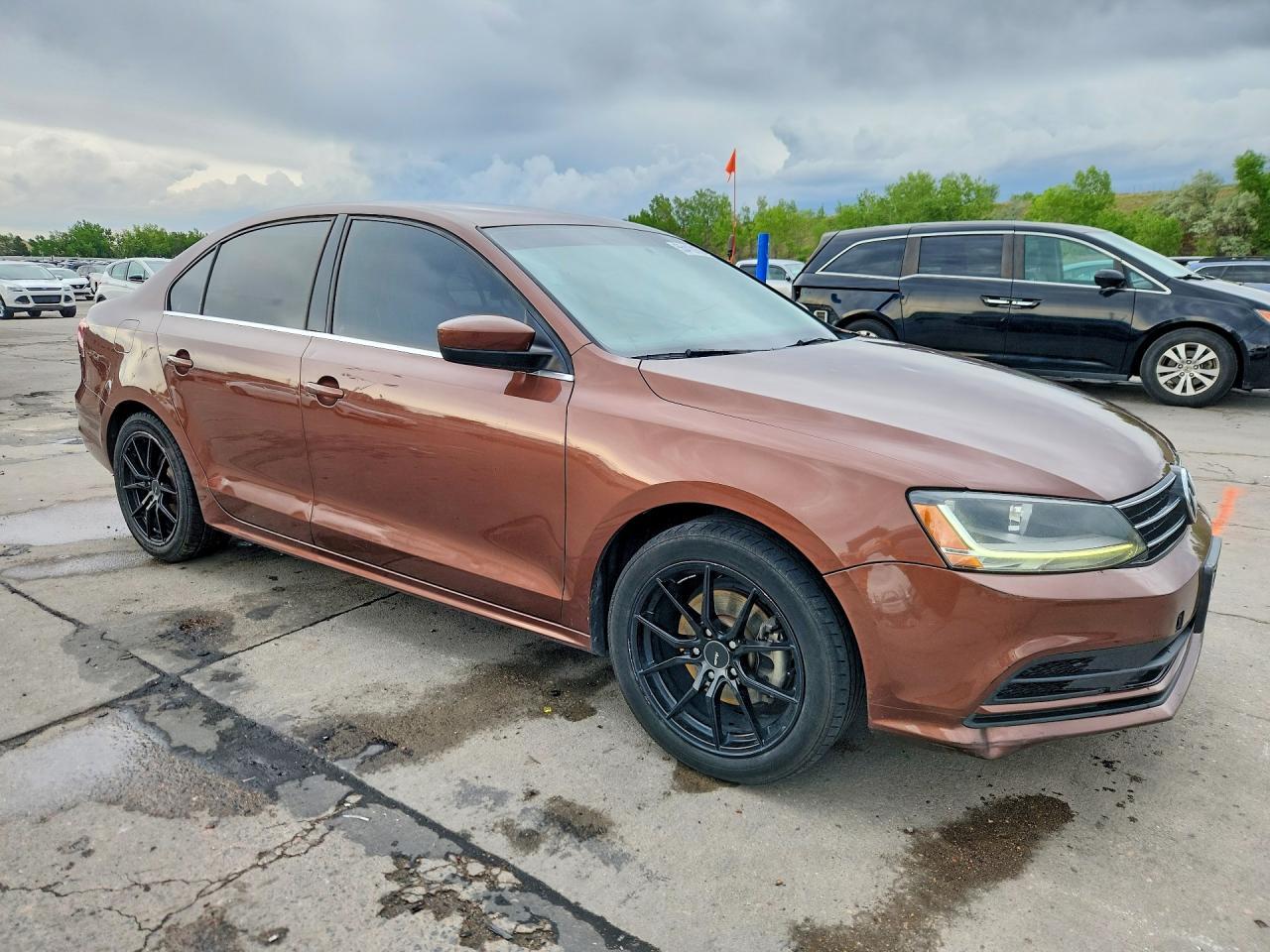 2017 Volkswagen Jetta S - Image 4