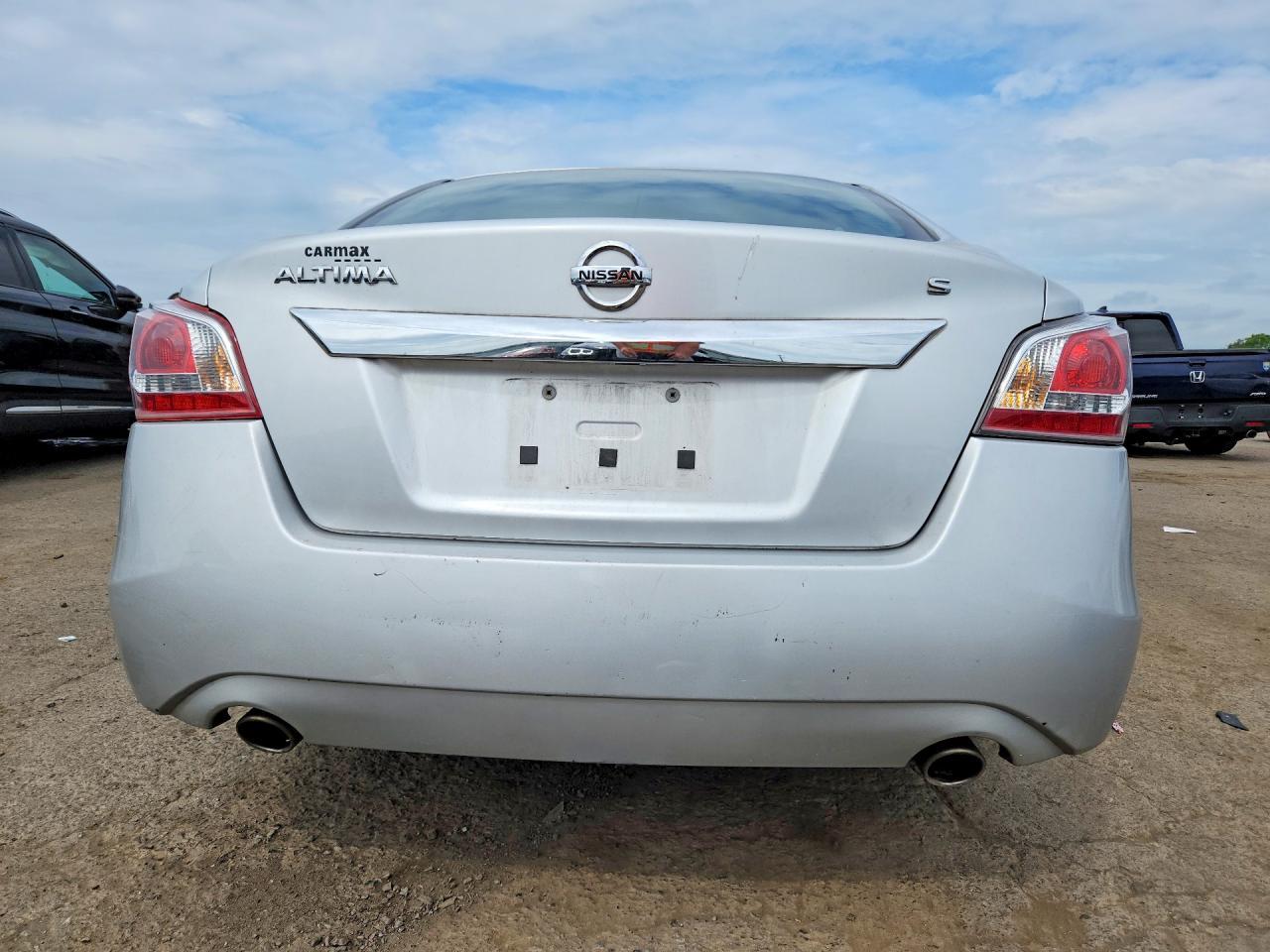 2015 Nissan Altima 2.5 S - Фото 6