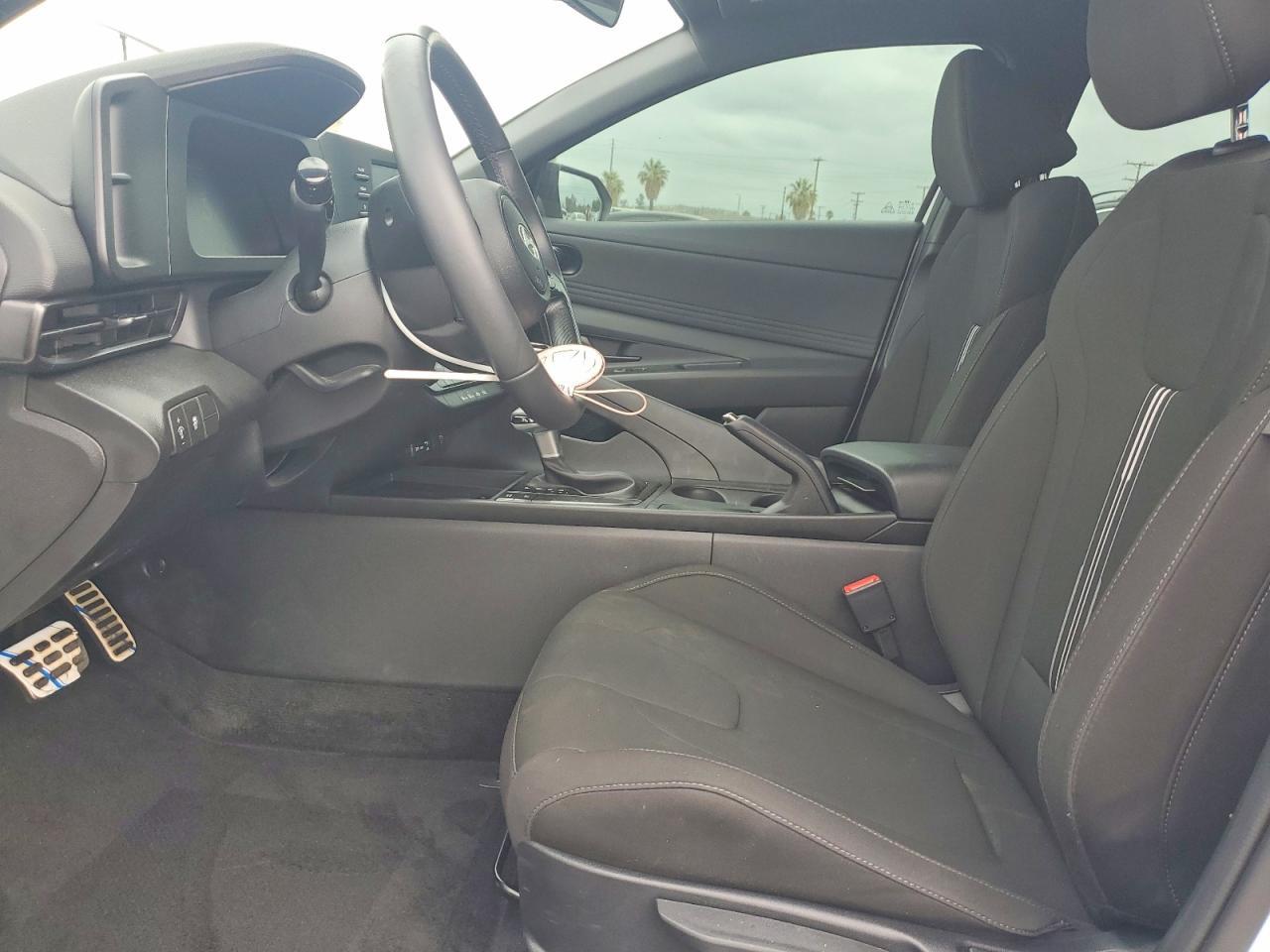 2025 Hyundai Elantra Sel Sport - Фото 7