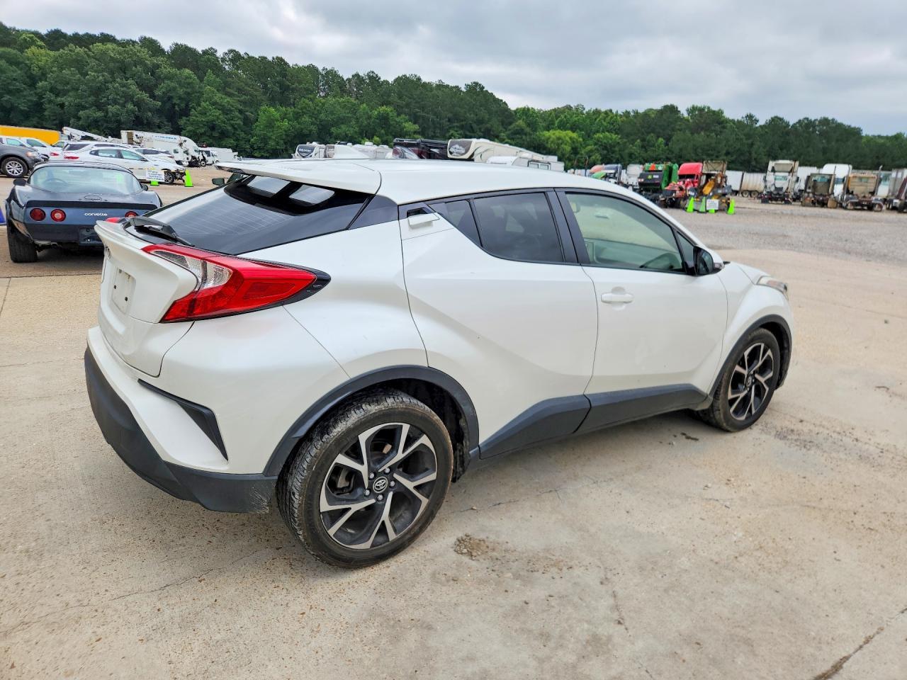 2018 Toyota C-Hr Xle - Фото 3