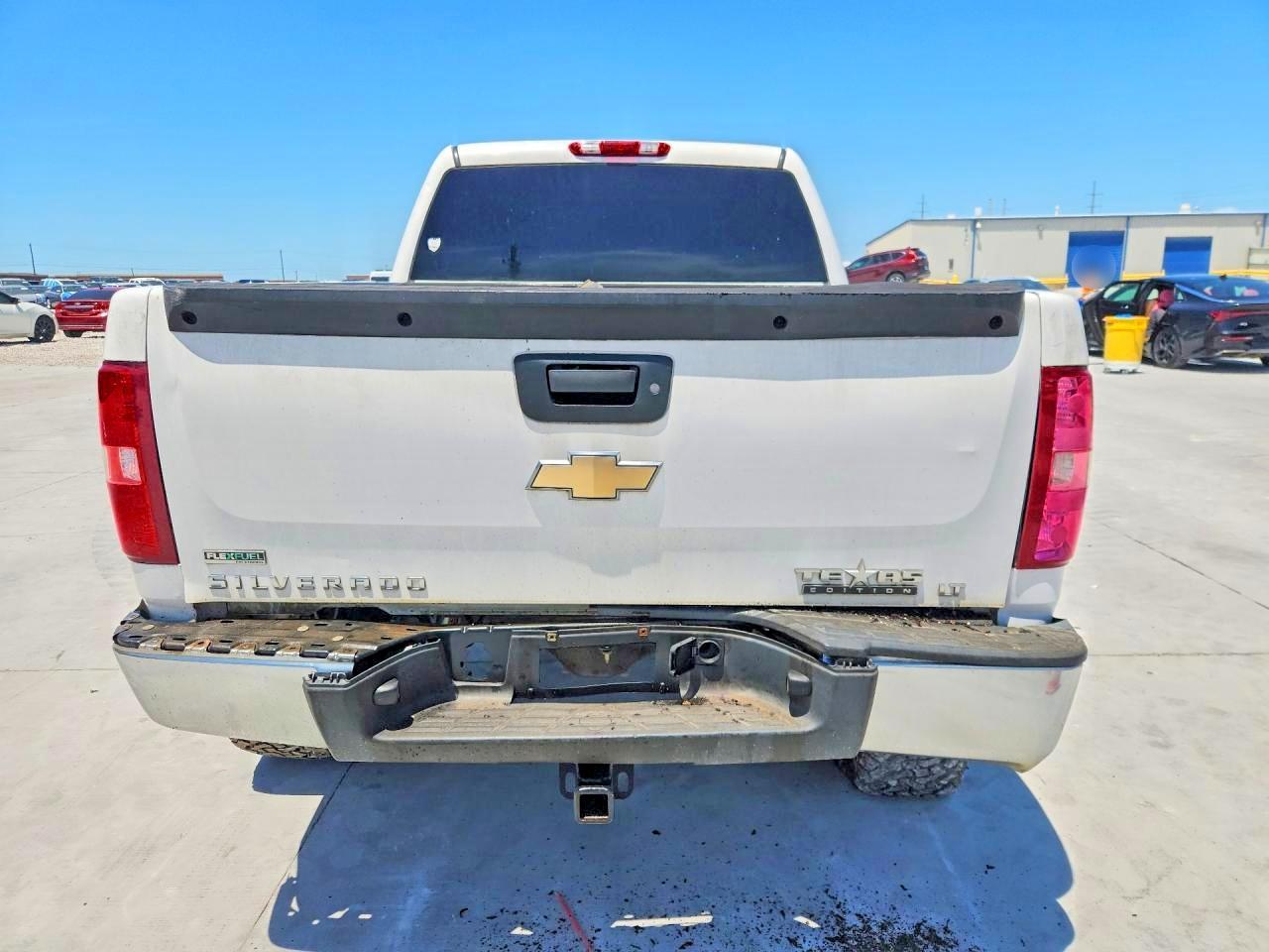 2010 Chevrolet Silverado C1500 Lt - Image 6