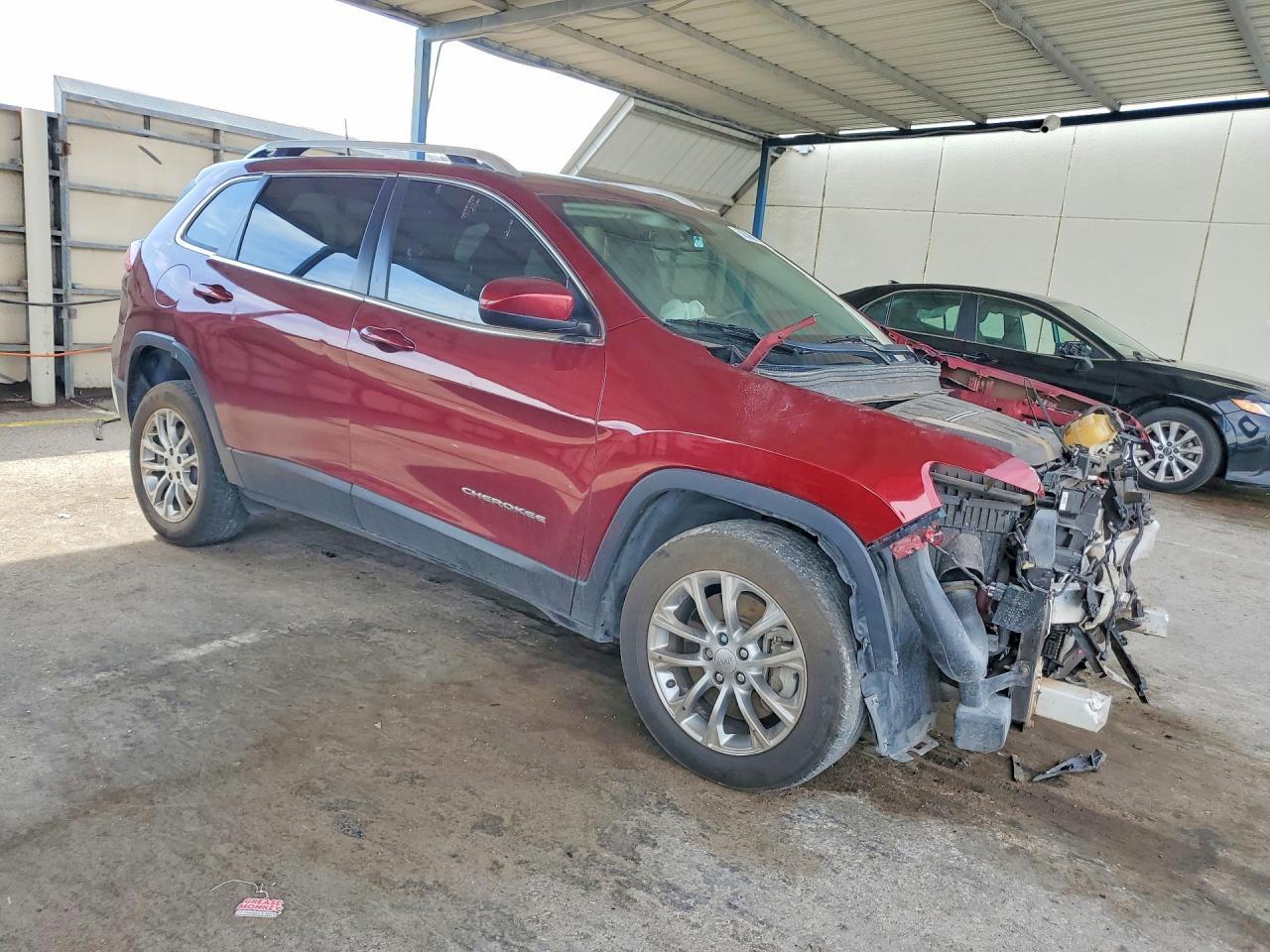2019 Jeep Cherokee Latitude Plus - Image 4