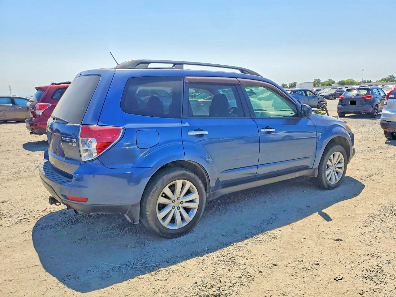 2012 Subaru Forester Limited - Image 3