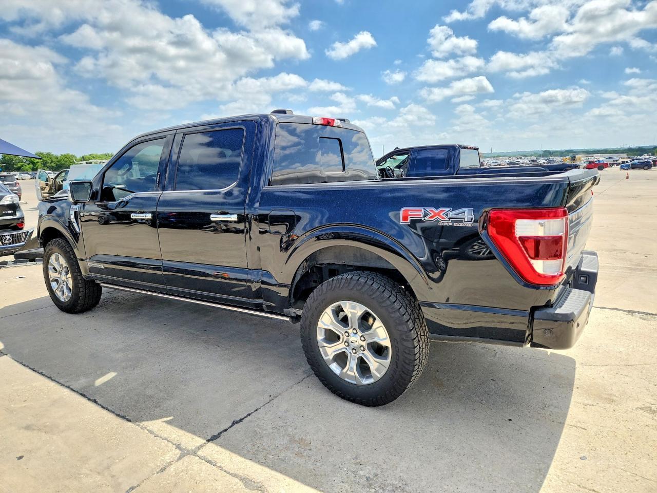 2021 Ford F150 Supercrew - Фото 2