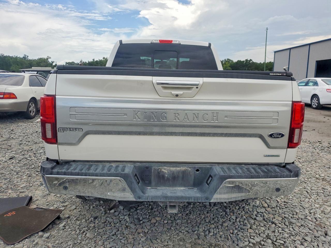 2018 Ford F150 Supercrew - Image 6