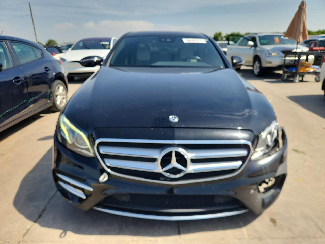 2019 Mercedes-Benz E 300 - Фото 5