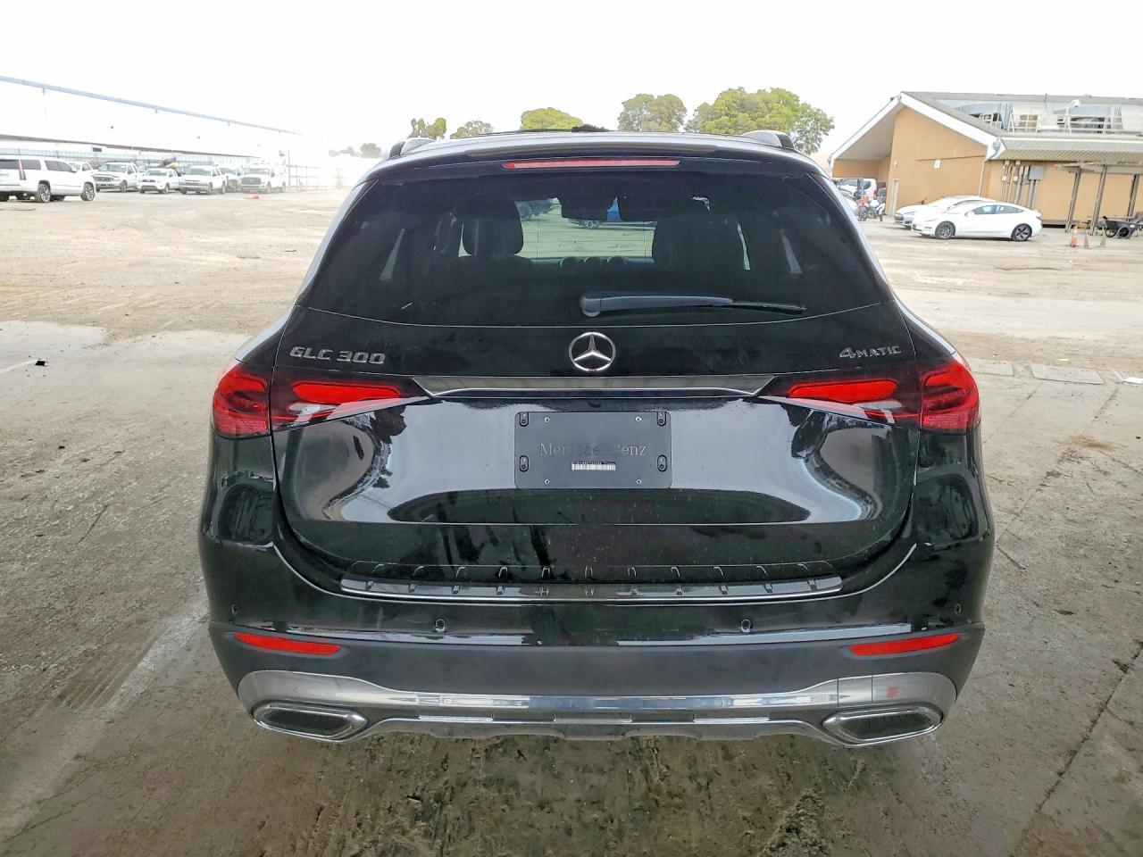 2026 Mercedes-Benz Glc 300 4Matic - Image 6