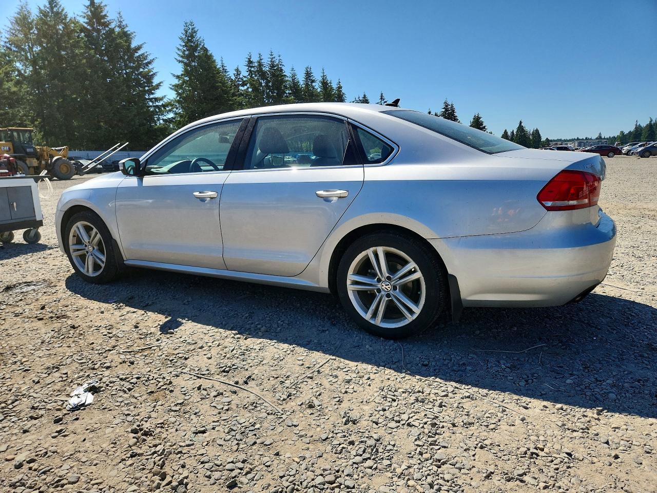 2014 Volkswagen Passat Se - Фото 2