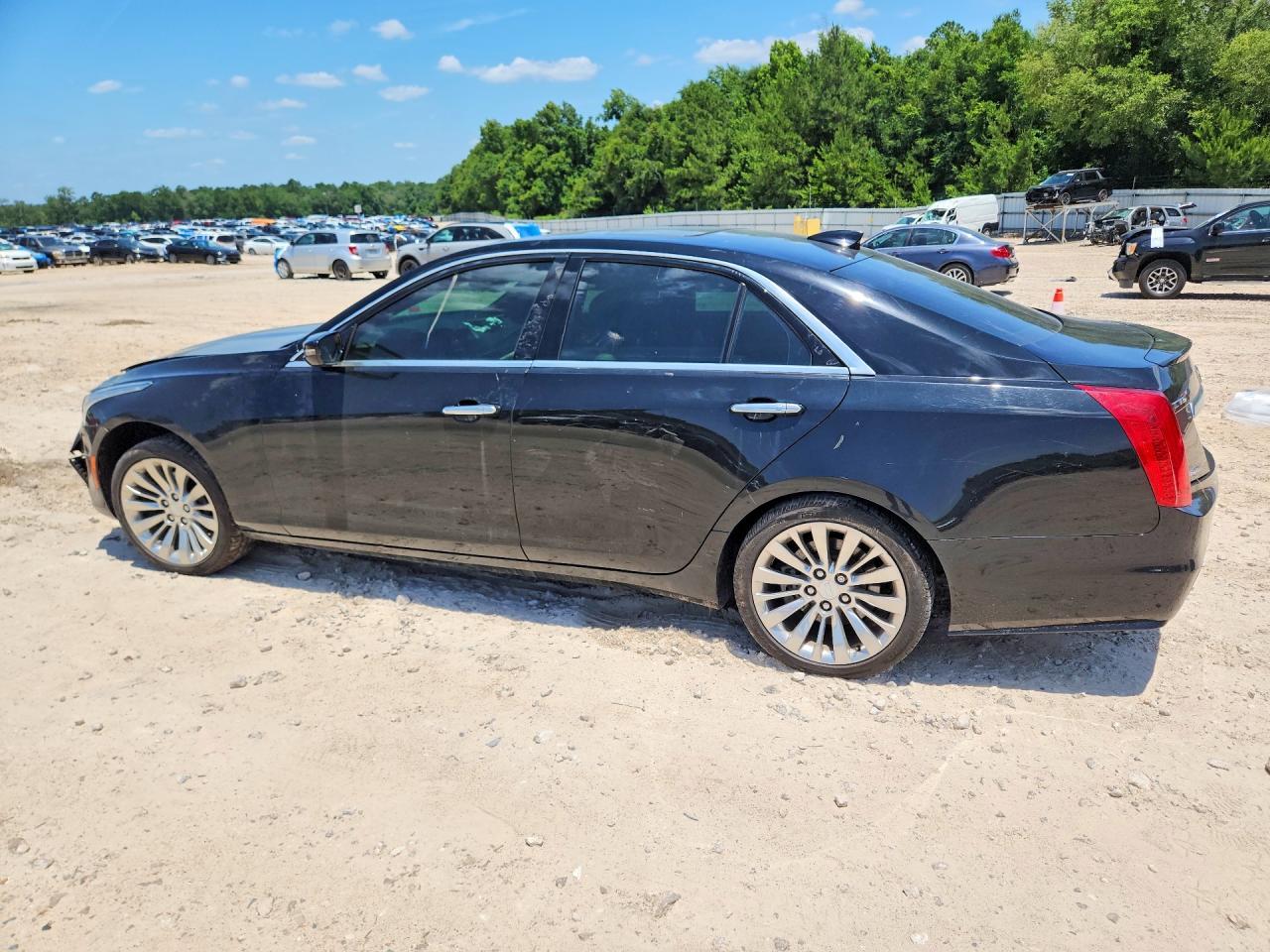 2017 Cadillac Cts Luxury - Image 2