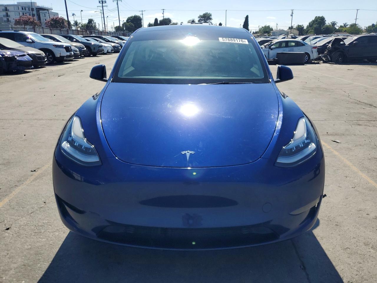 2023 Tesla Model Y - Image 5
