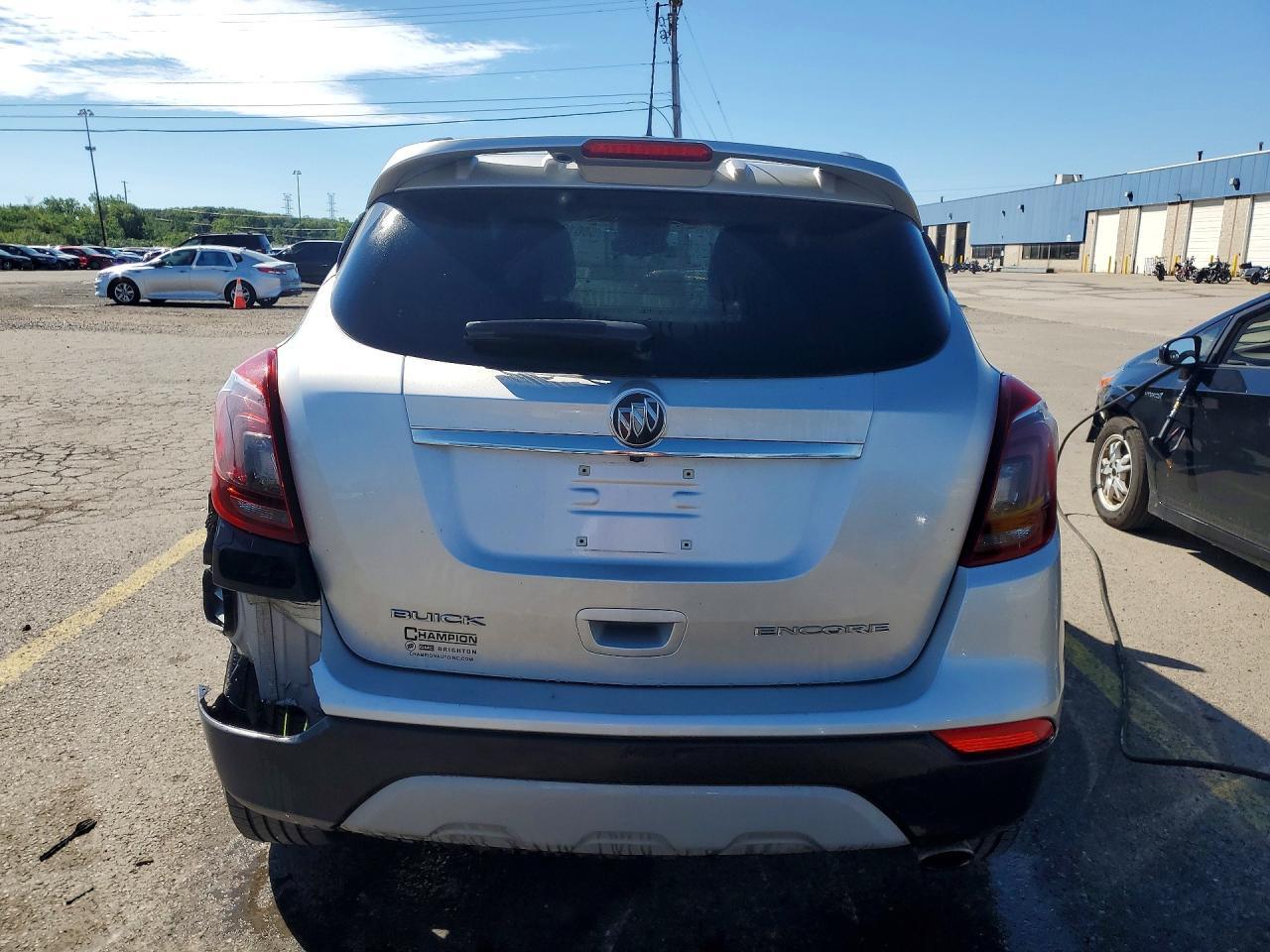 2018 Buick Encore Sport Touring - Фото 6