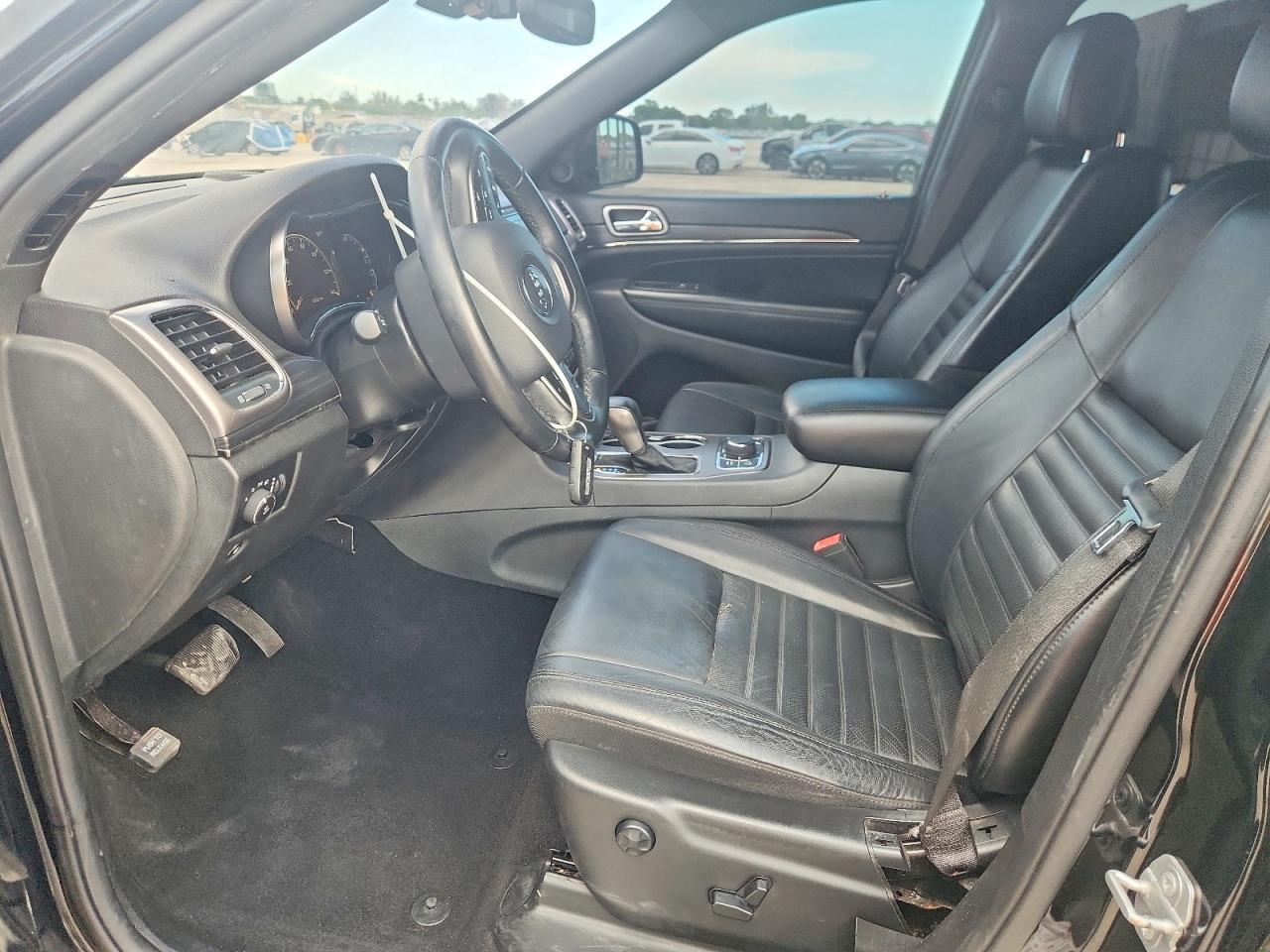 2019 Jeep Grand Cherokee Sport - Фото 7