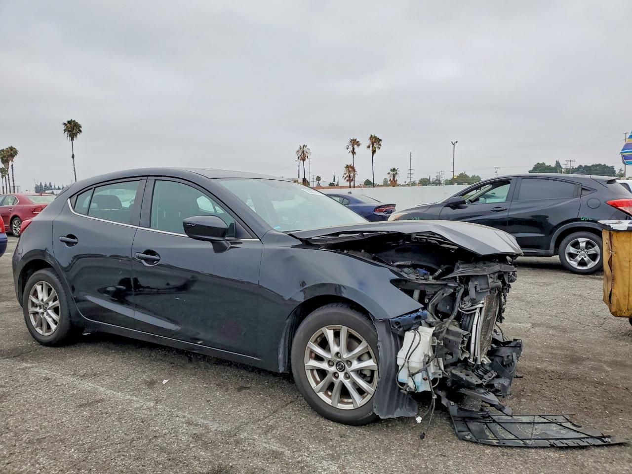 2016 Mazda 3 Touring - Фото 4