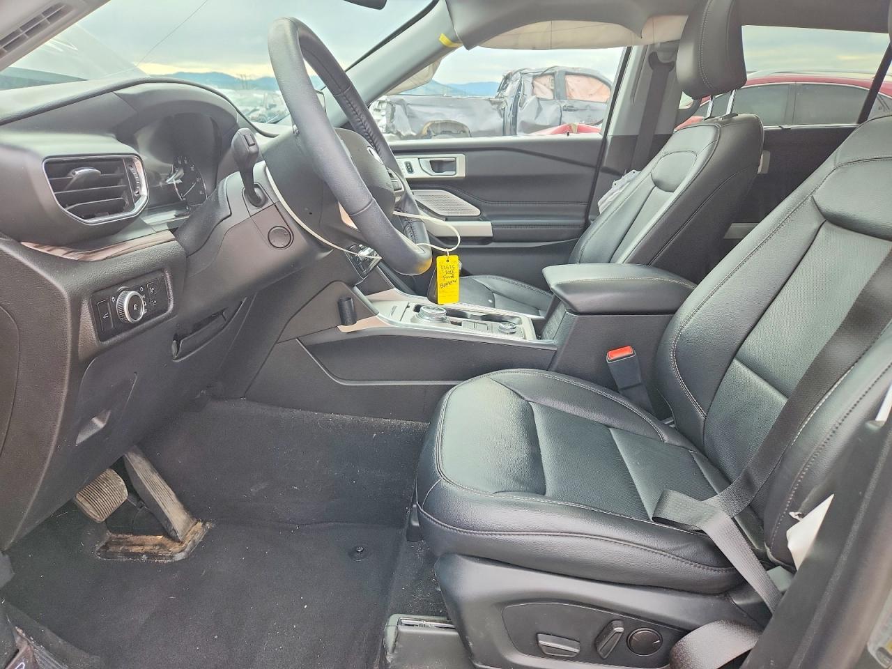 2023 Ford Explorer Limited - Image 7