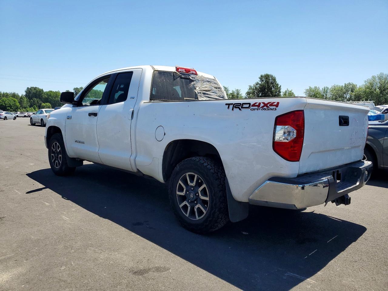 2017 Toyota Tundra Sr5 - Фото 2
