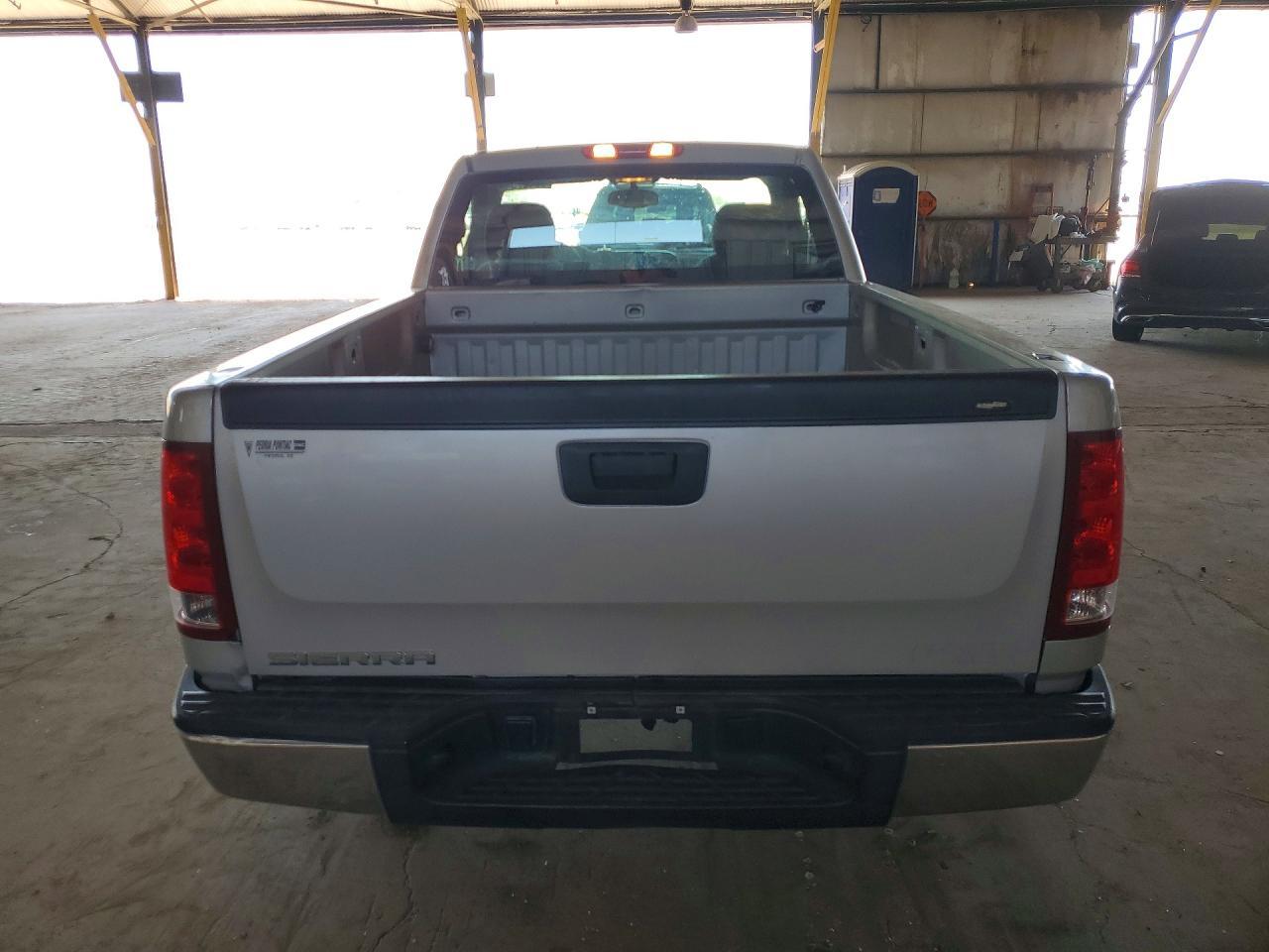 2008 GMC Sierra C1500 - Image 6