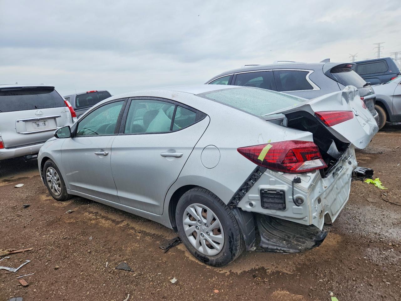 2019 Hyundai Elantra Se - Image 2