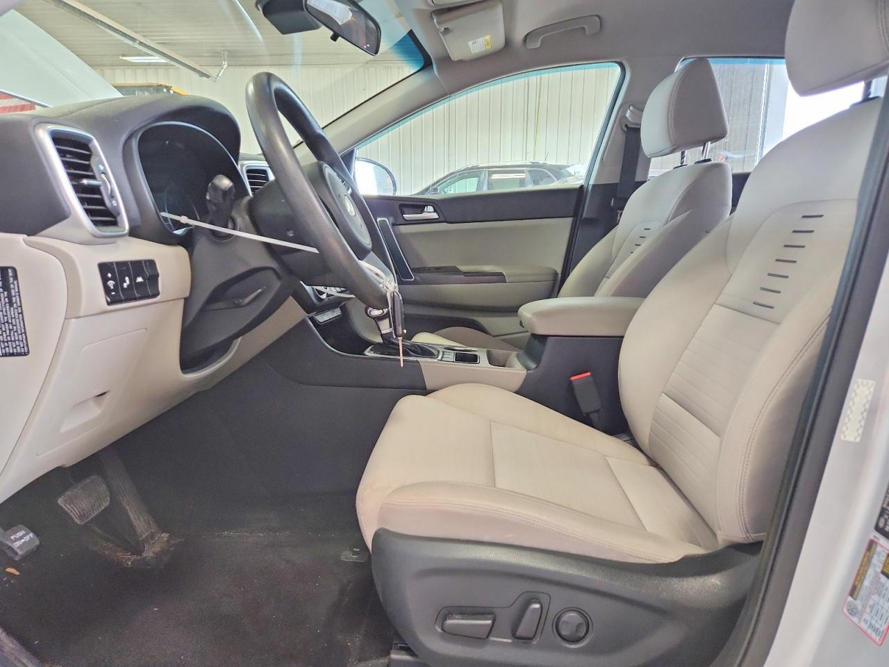 2020 Kia Sportage Lx - Image 7