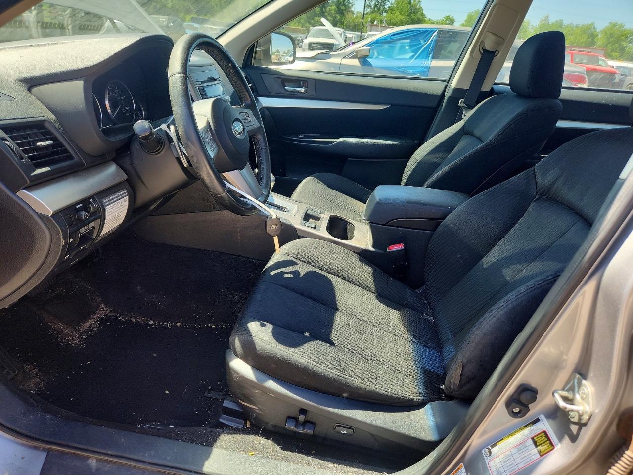2011 Subaru Legacy 2.5I Premium - Фото 7