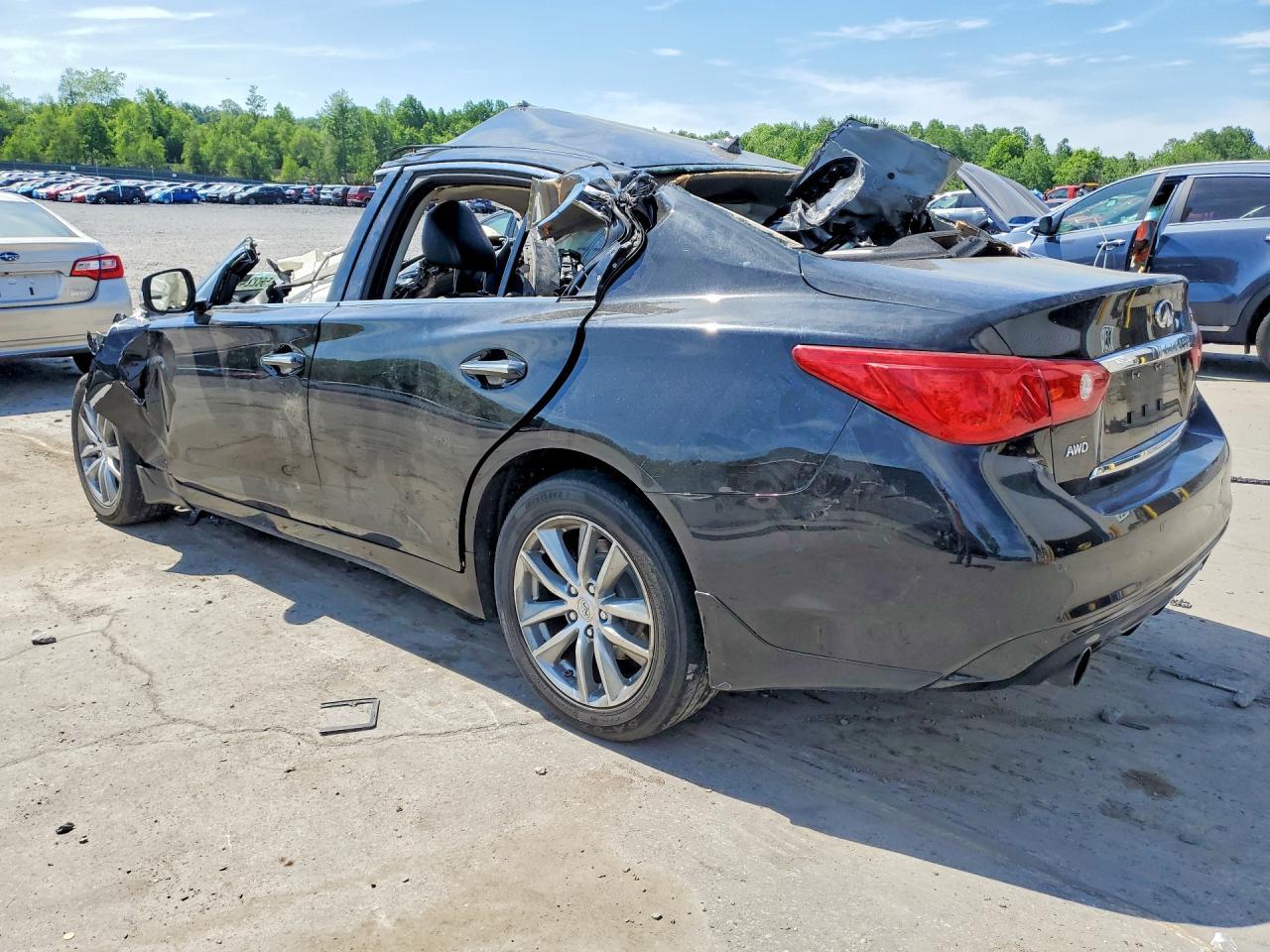 2015 Infiniti Q50 Premium - Image 2