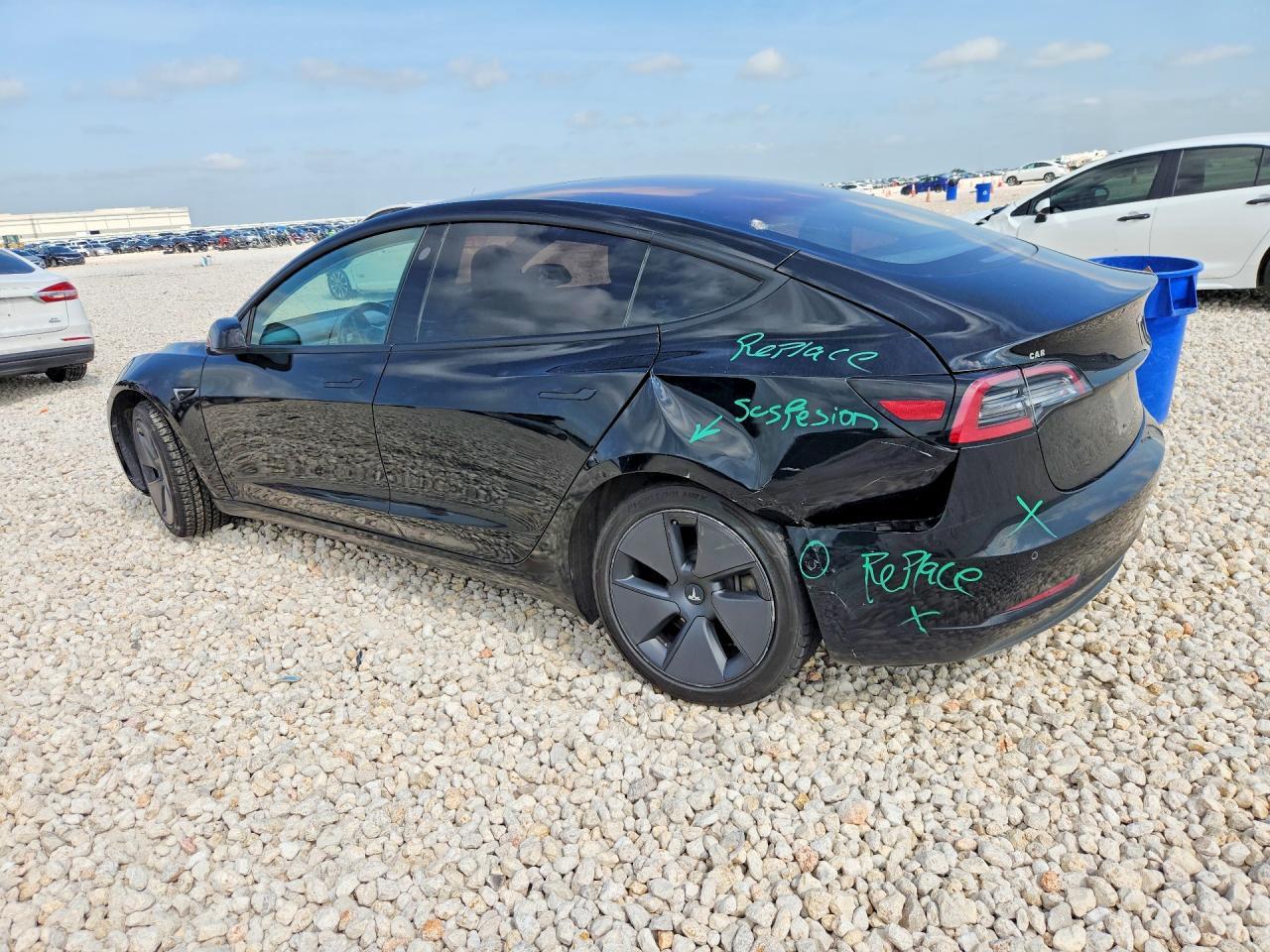 2018 Tesla Model 3 - Фото 2
