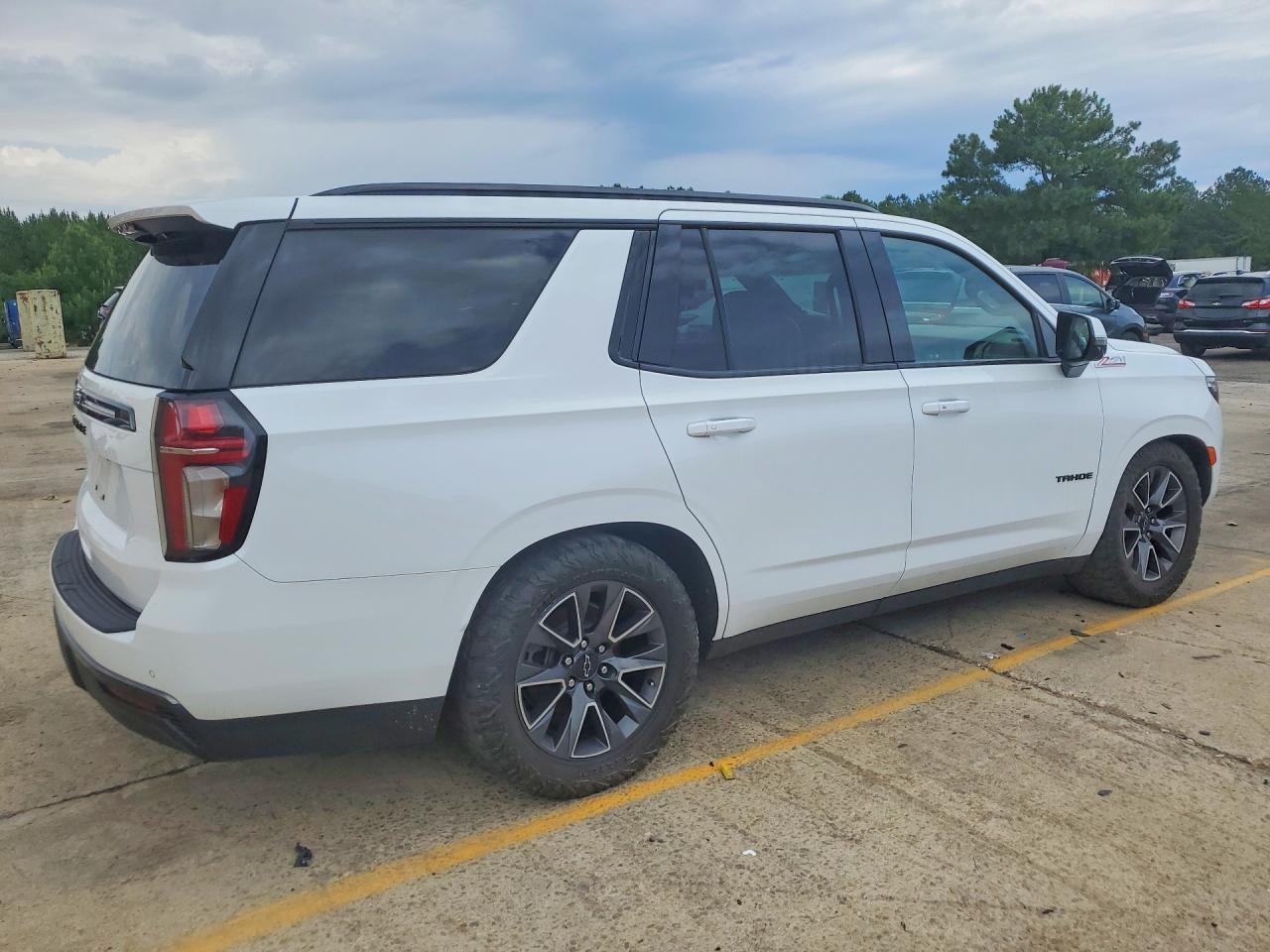 2021 Chevrolet Tahoe K1500 Z71 - Фото 3