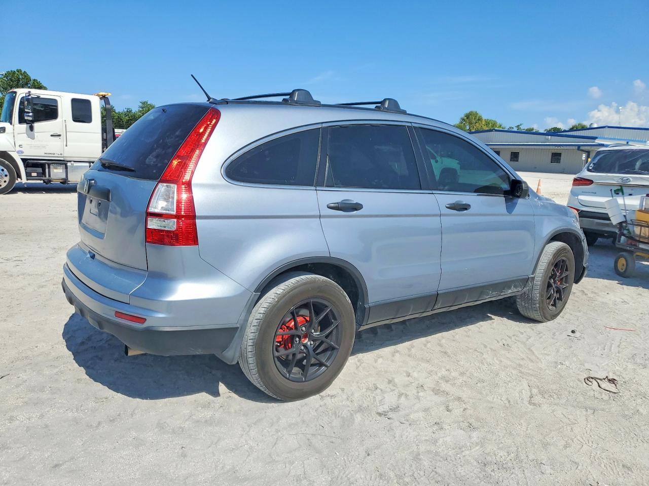 2010 Honda Cr-V Lx - Image 3