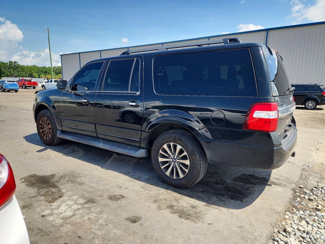 2016 Ford Expedition El Xlt - Фото 2
