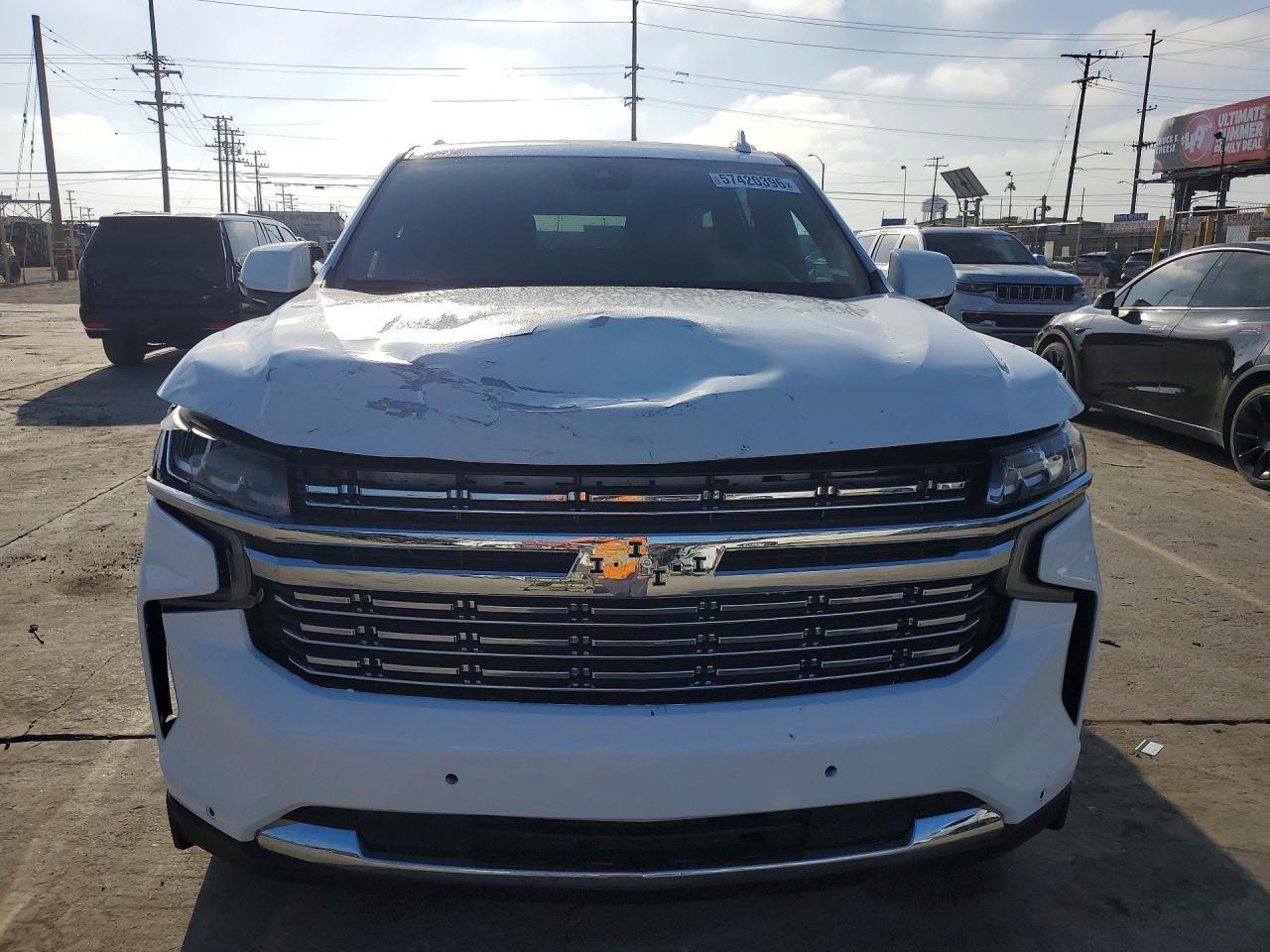 2023 Chevrolet Suburban C1500 Lt - Image 5