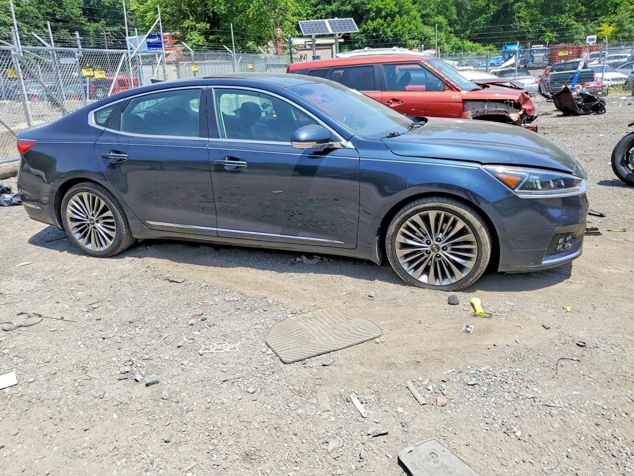 2017 Kia Cadenza Limited - Фото 4