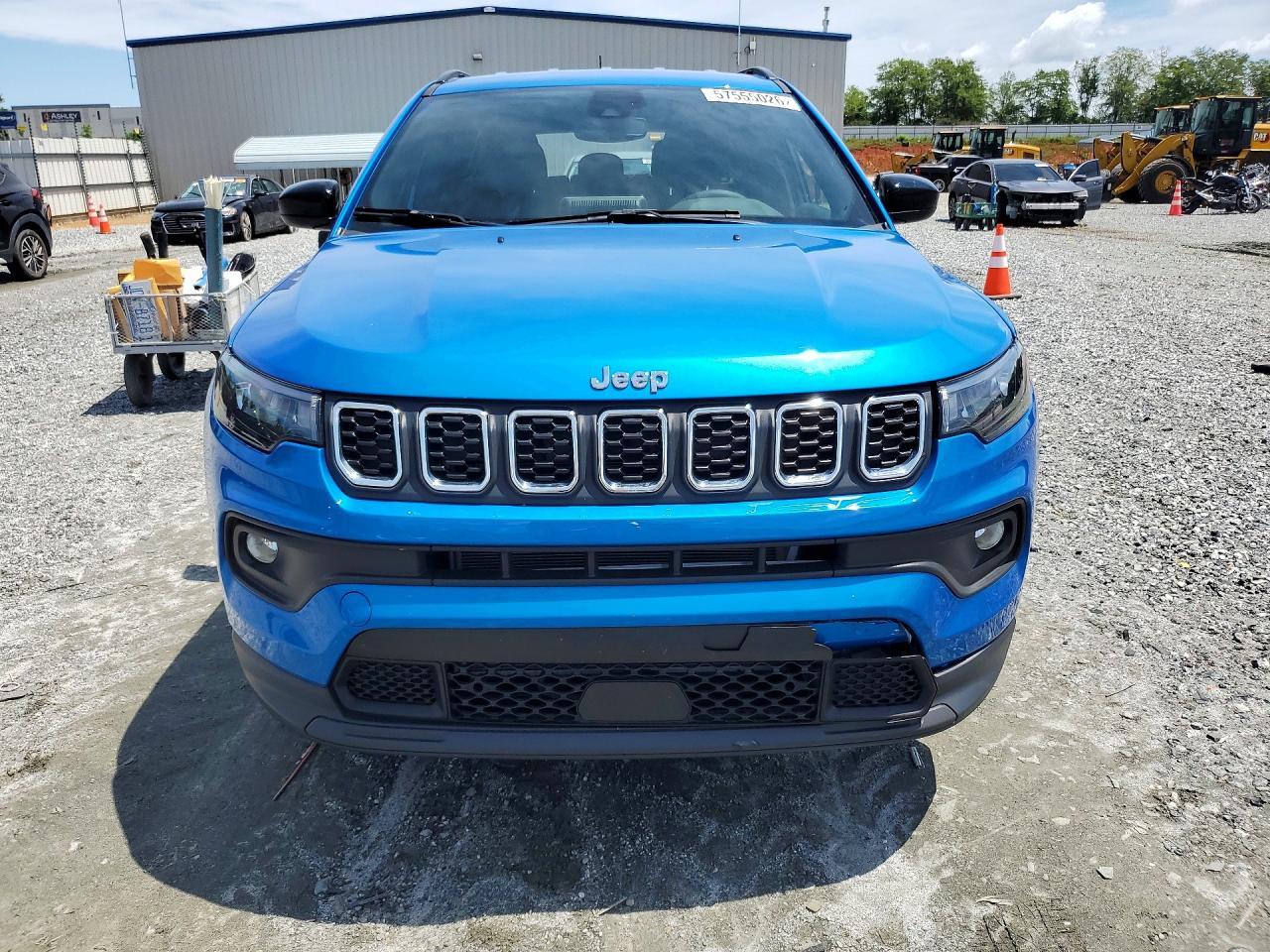 2021 Jeep Grand Cherokee 80Th Anniversary 4X2 - Фото 5