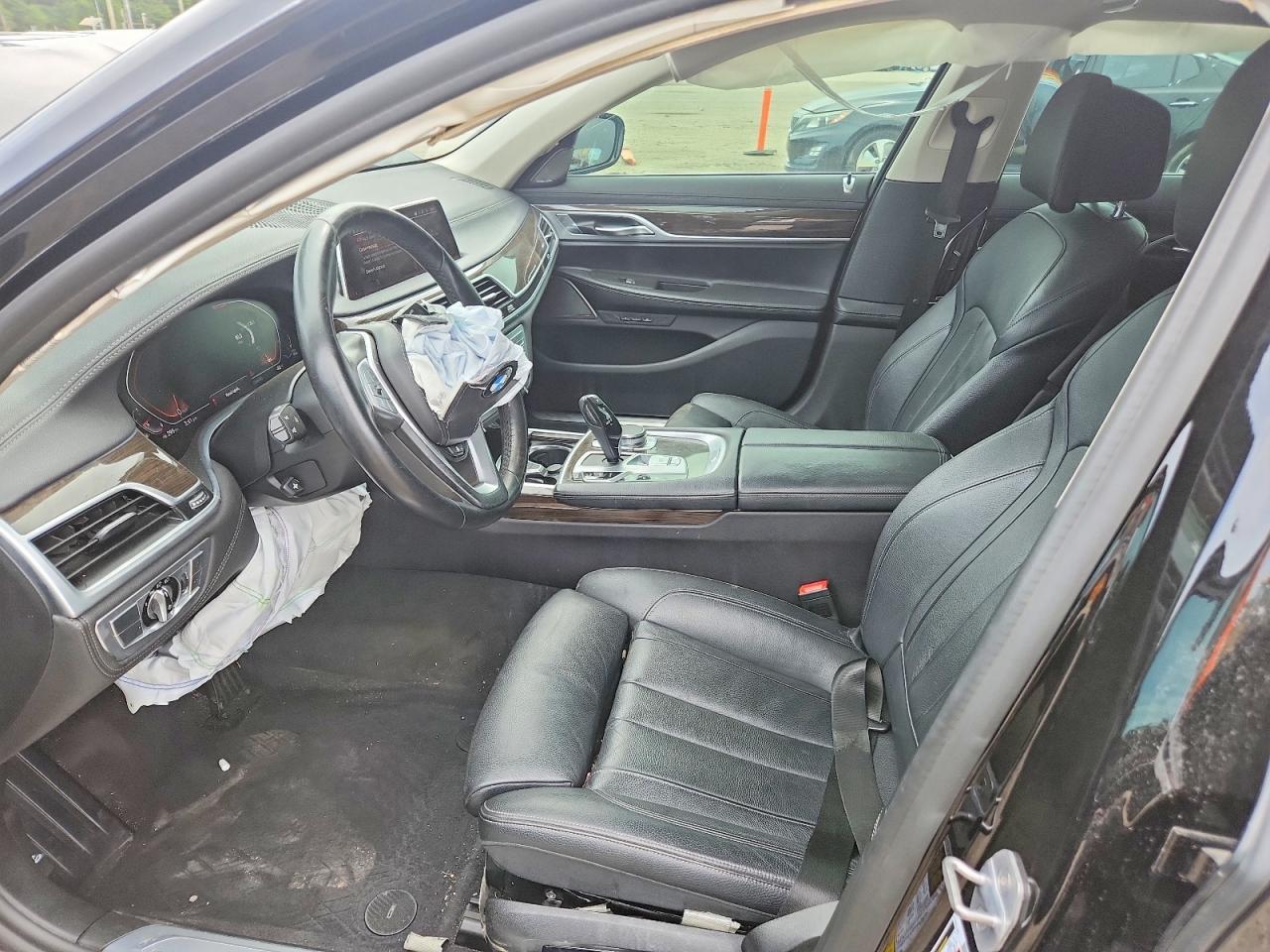 2020 BMW 740 I - Image 7