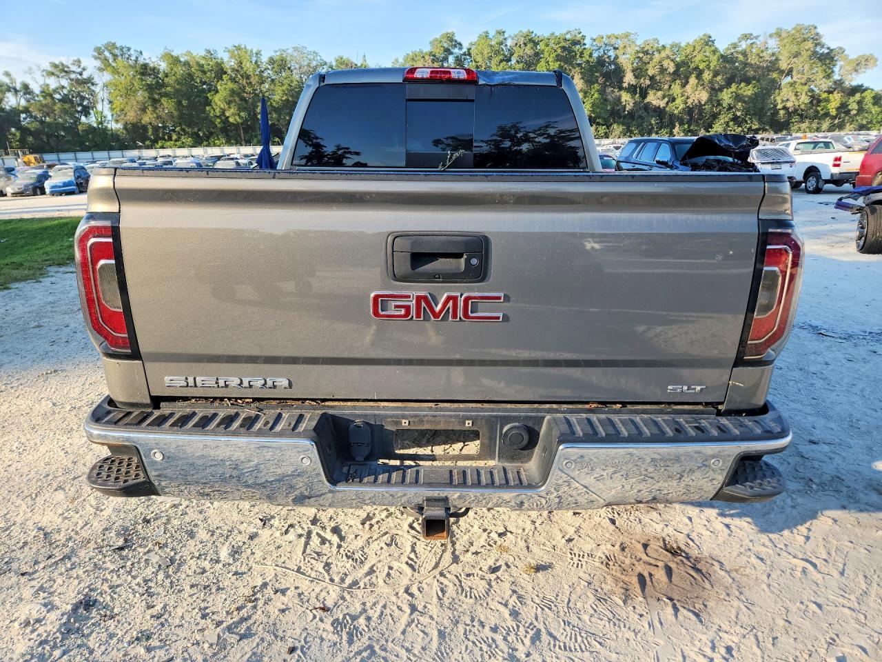 2017 GMC Sierra K1500 Slt - Image 6