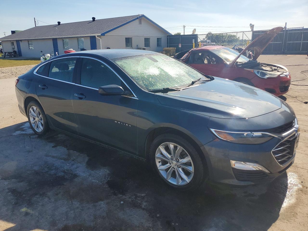 2020 Chevrolet Malibu Lt - Image 4