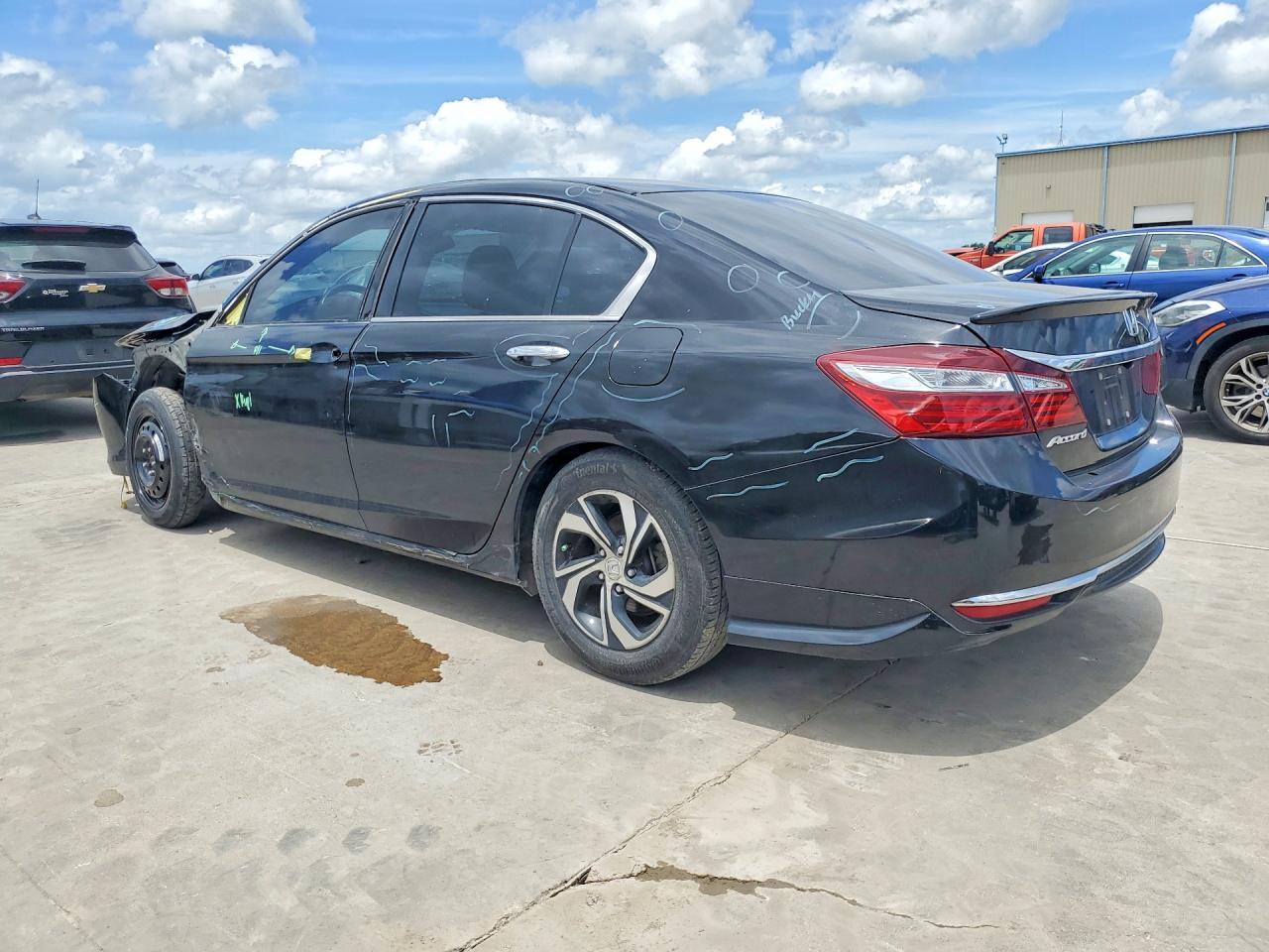 2016 Honda Accord Lx - Фото 2