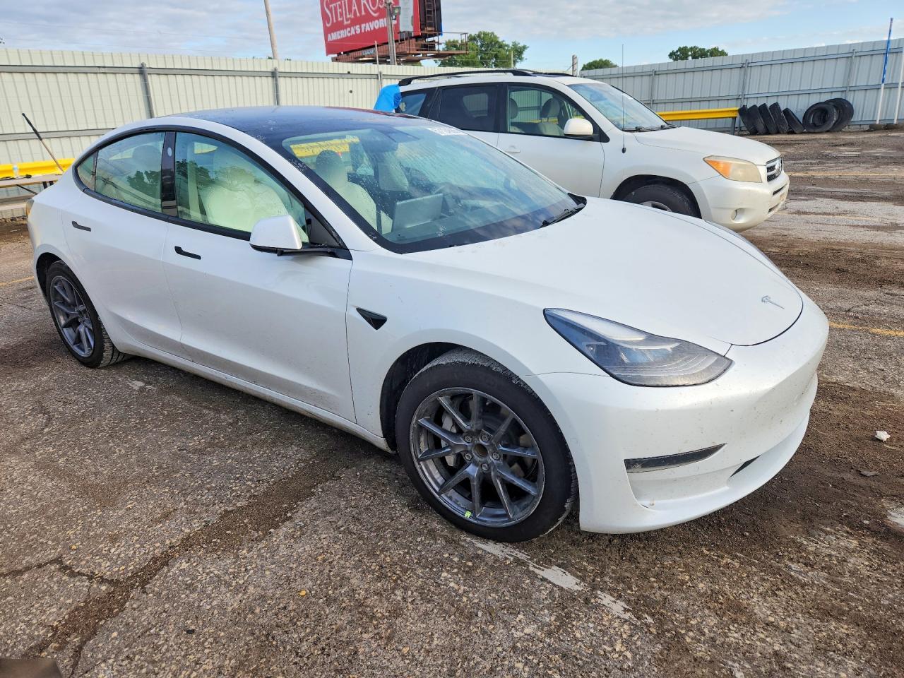2021 Tesla Model 3 - Image 4