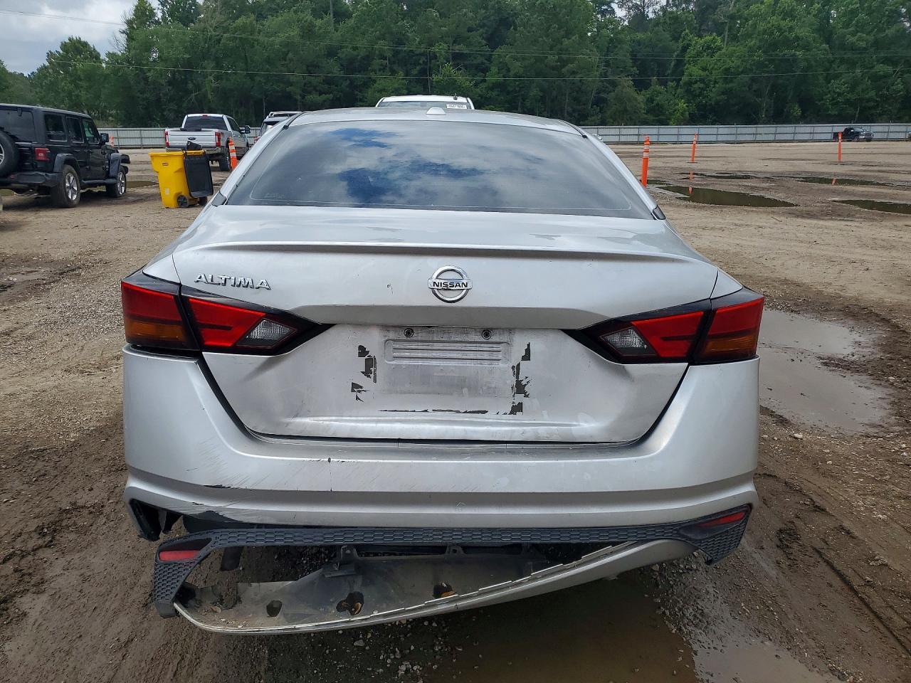 2019 Nissan Altima S - Фото 6