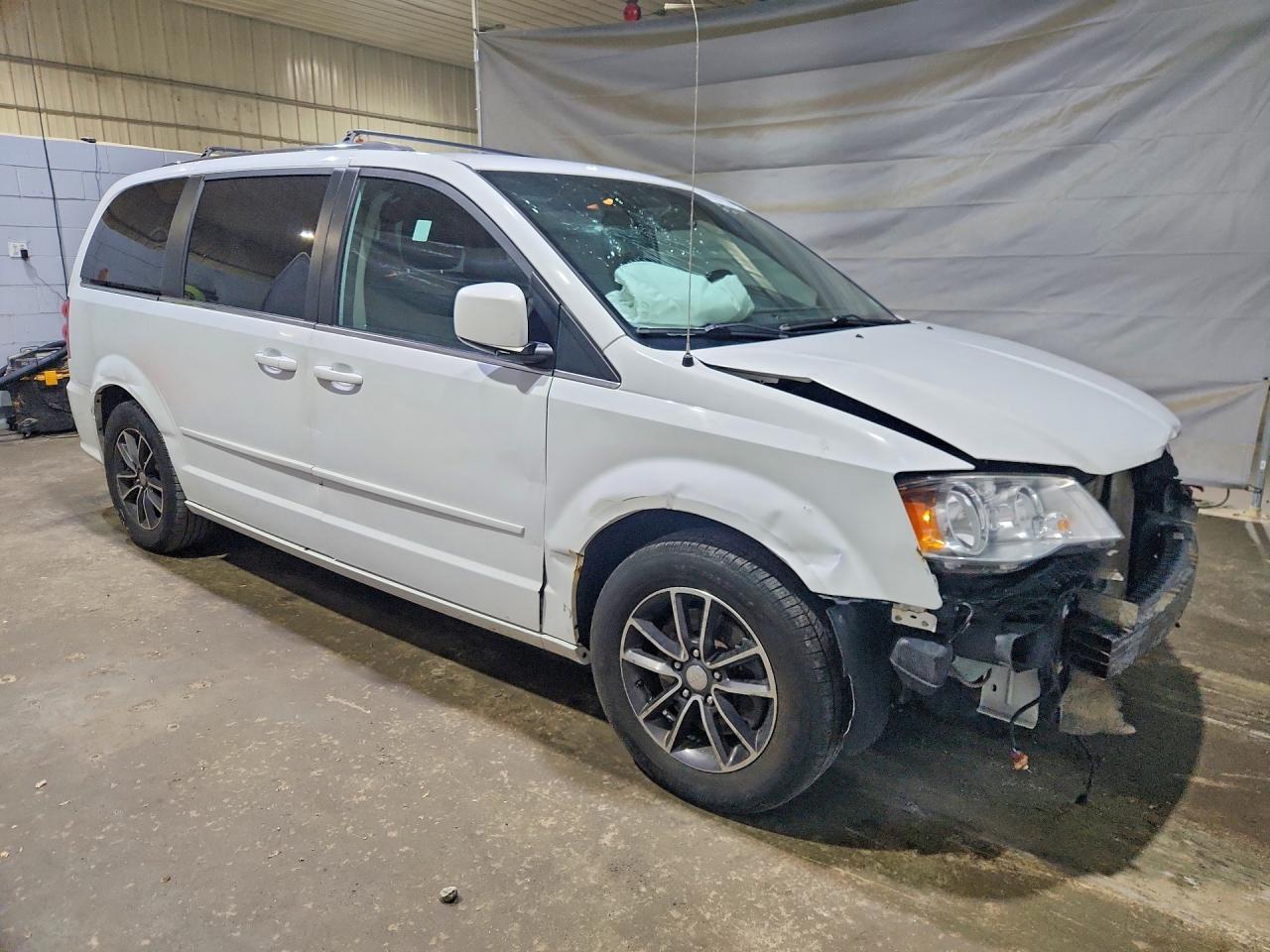 2017 Dodge Grand Caravan Sxt - Image 4