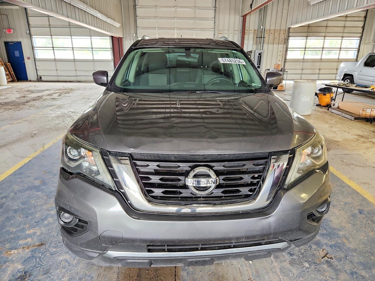 2017 Nissan Pathfinder S - Фото 5