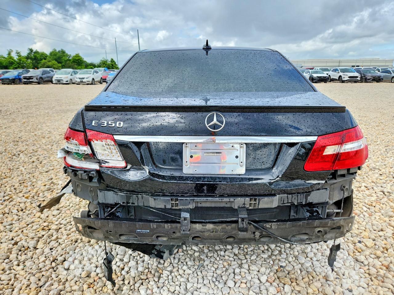 2013 Mercedes-Benz E - Image 6
