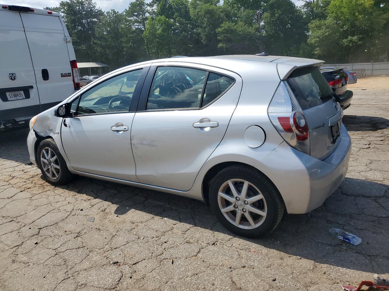 2013 Toyota Prius C Three - Фото 2