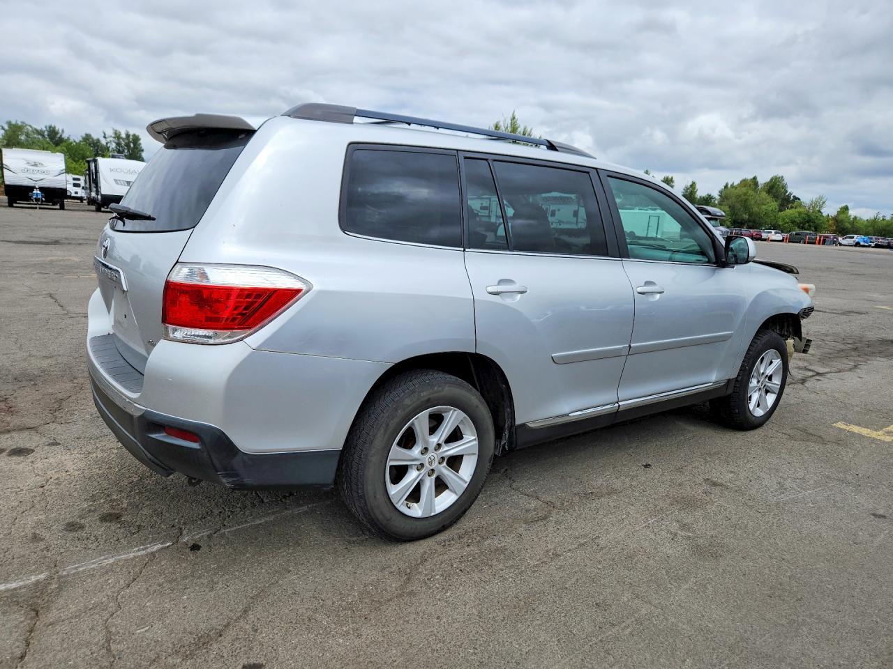 2011 Toyota Highlander Se - Фото 3