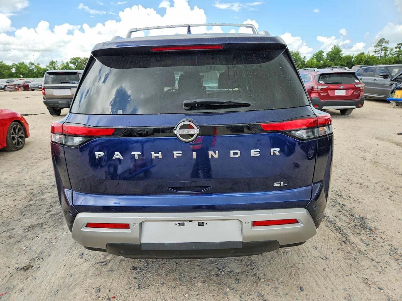 2023 Nissan Pathfinder Sl - Фото 6