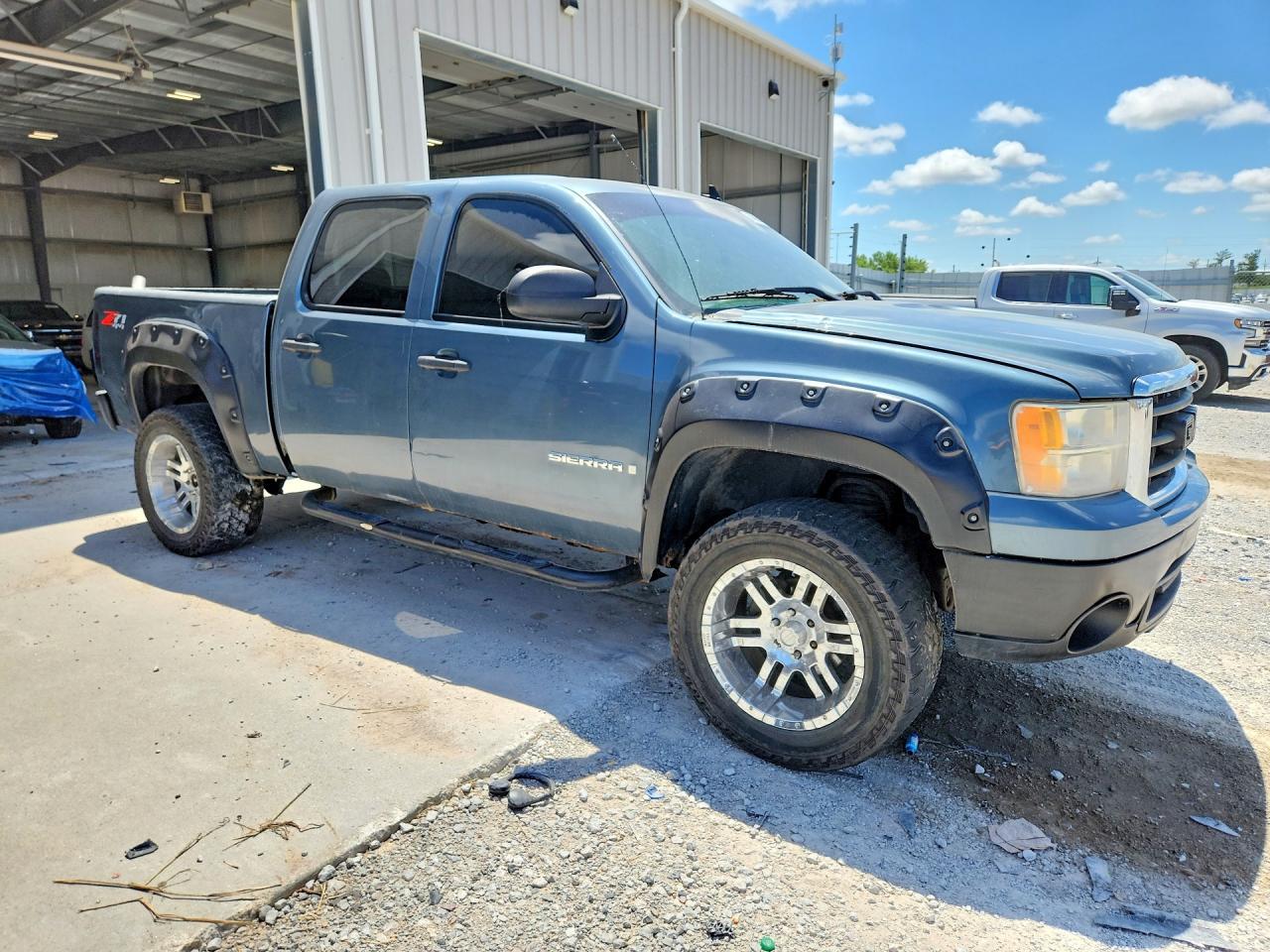 2008 GMC Sierra K1500 - Image 4